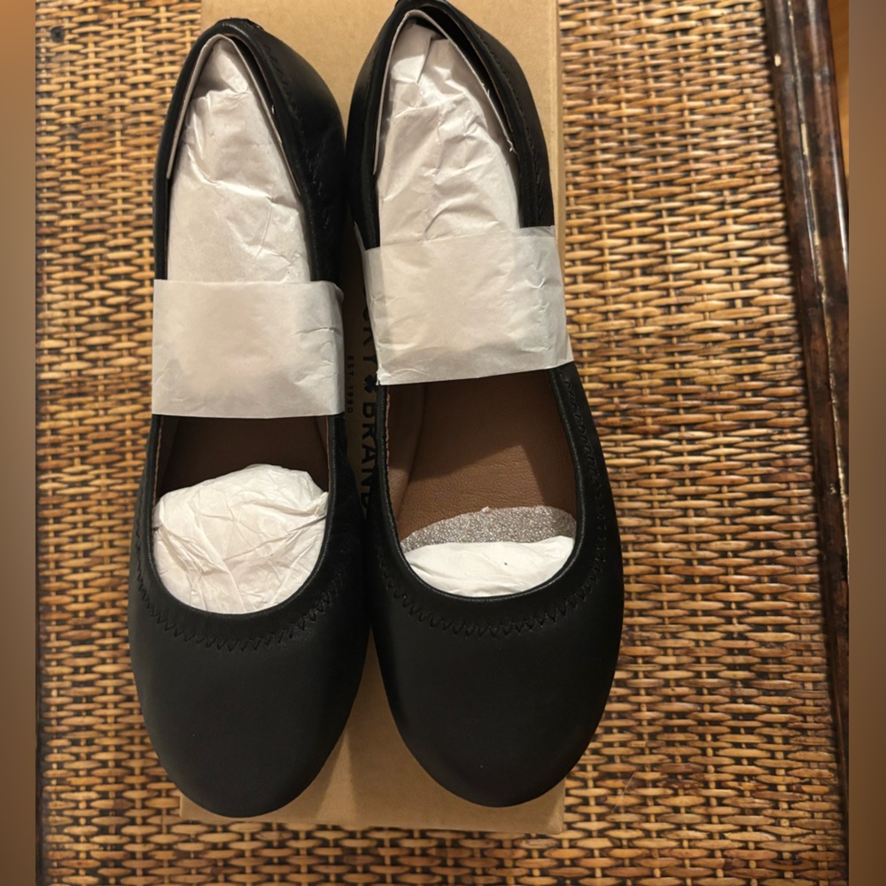 New in box Lucky flats. Womens size 7 1/2. Color - Black